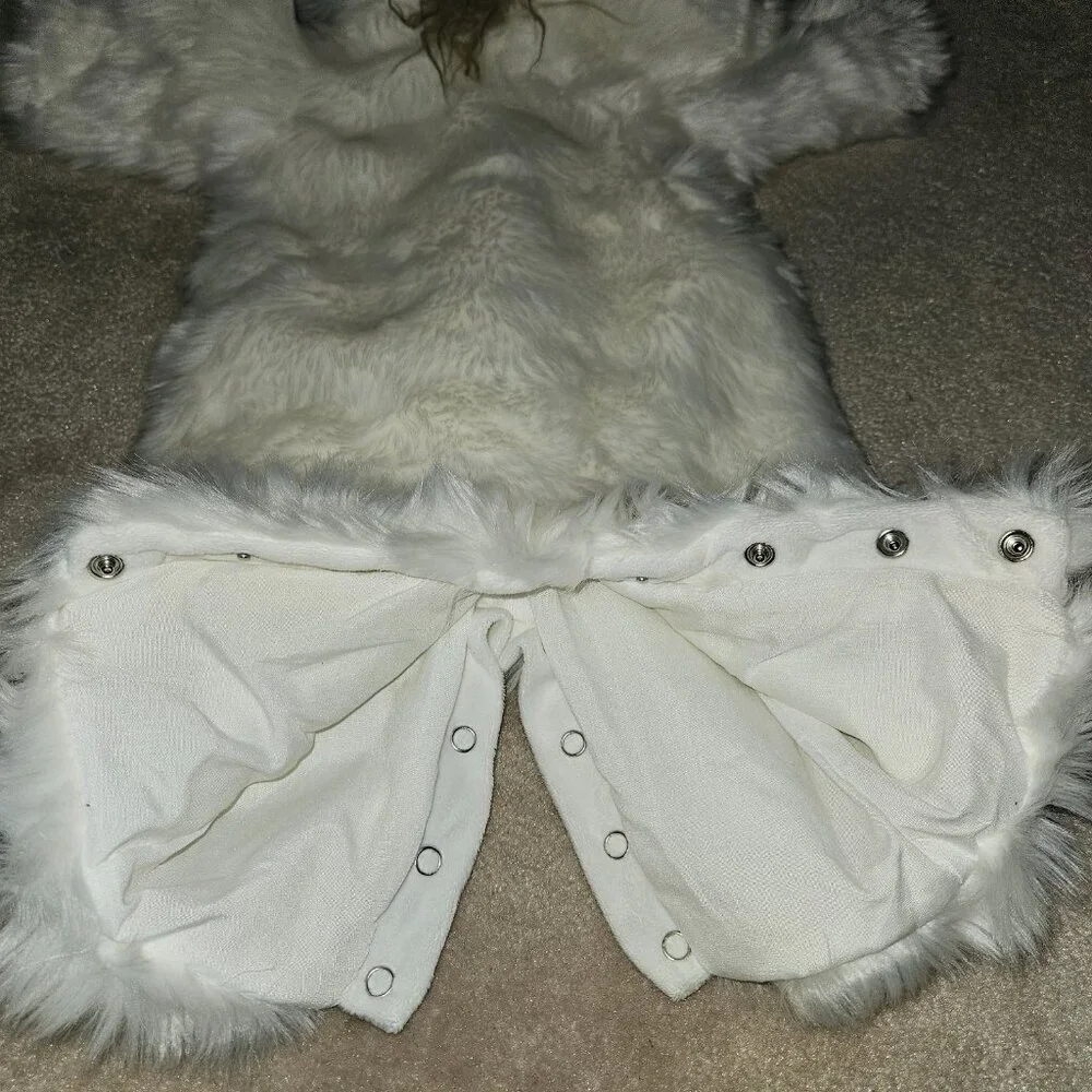 Pottery Barn Kids White Goat Halloween Costume Boy Girl Baby 0-6 Months SOFT